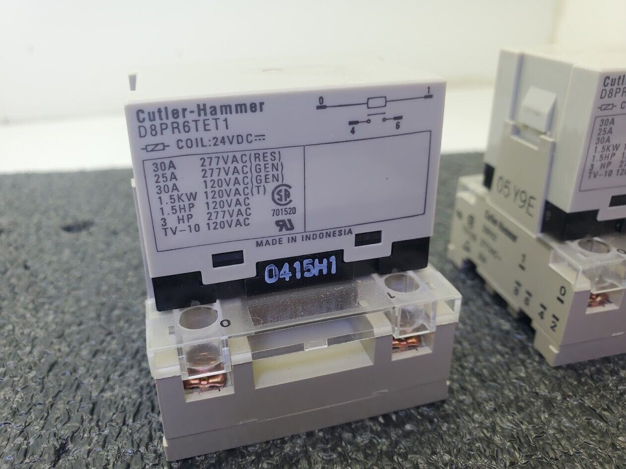 2x Cutler Hammer 24VDC Coil D8PR6TET1 120-277V 30A General Purpose Relay