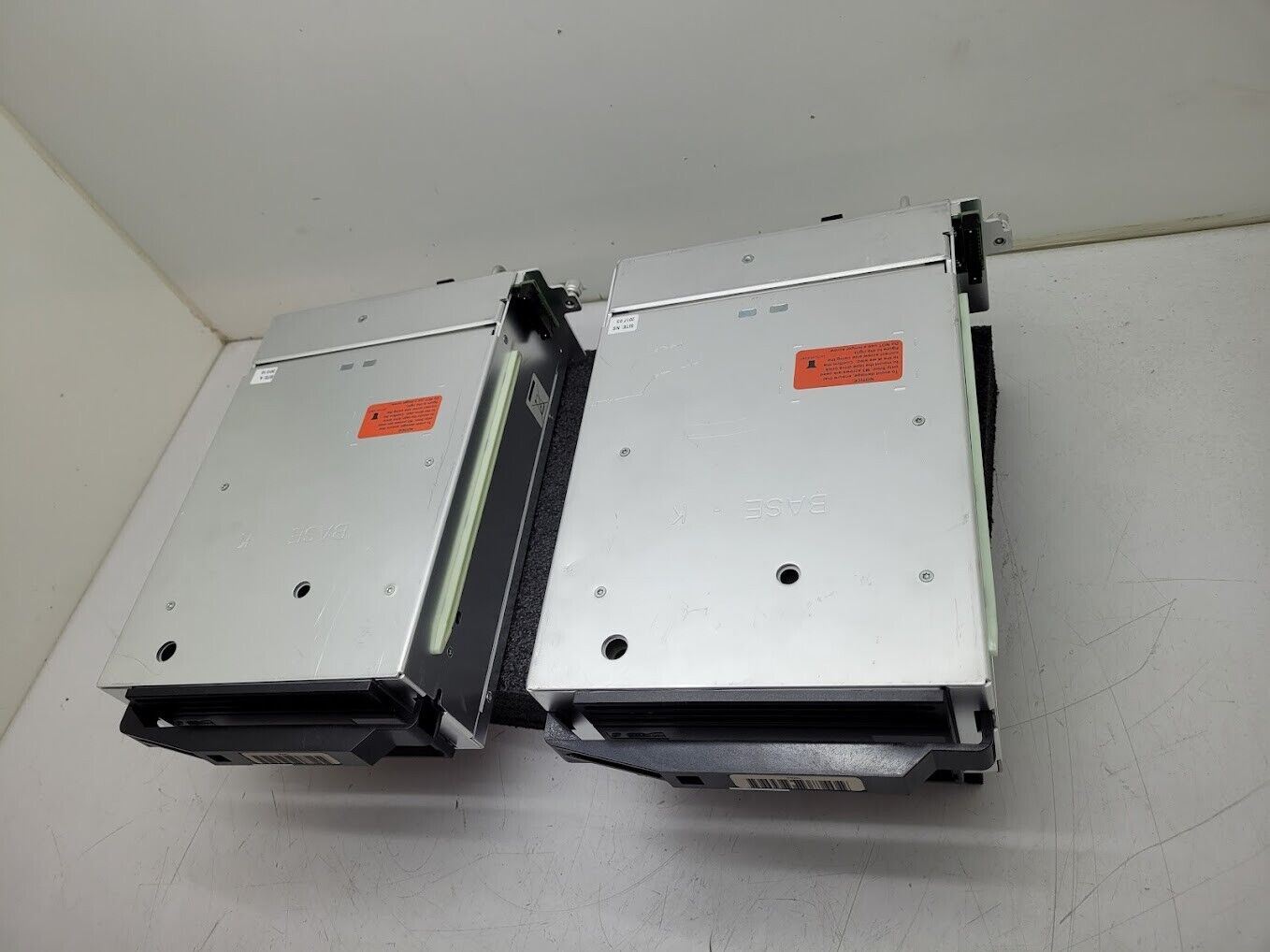 2x Quantum/HP LTO6 FC TAPE DRIVE 8Gb for I500/I2000/I6000 8-00976-01