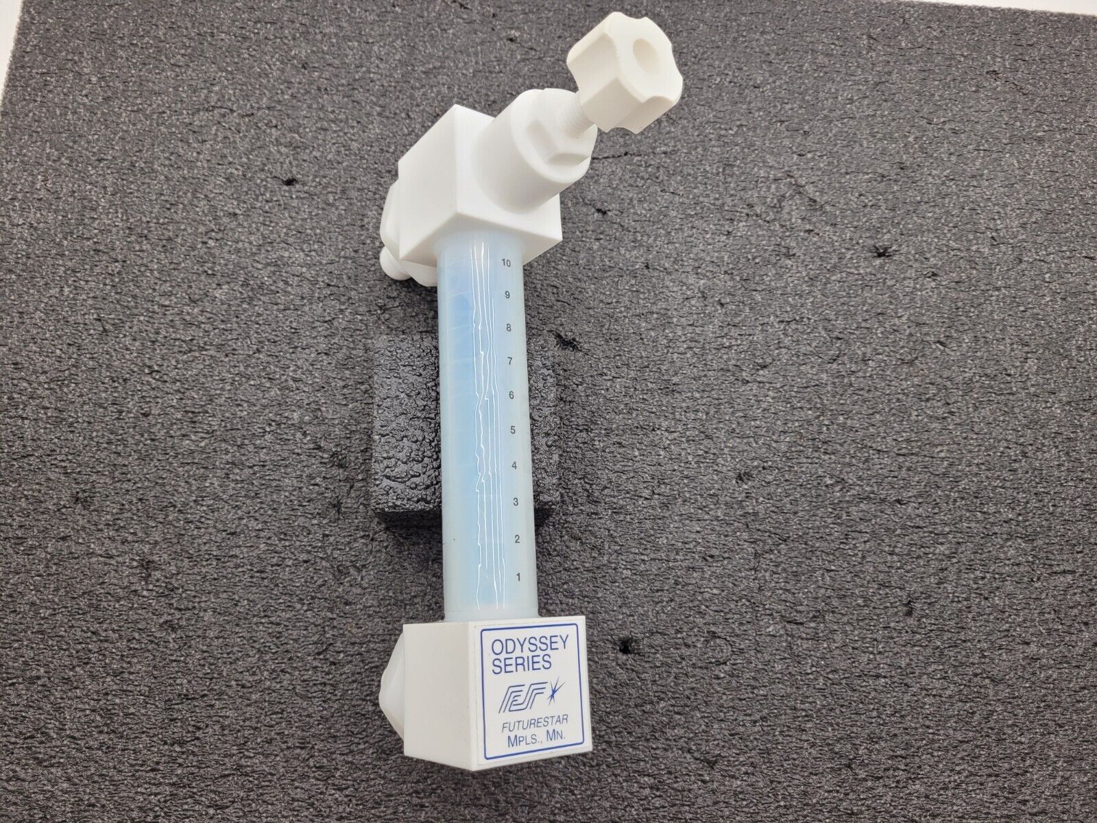 3x FutureStar 218-005, 220-010 Odyssey Series High Purity Fluid Flow Meter 1/4"