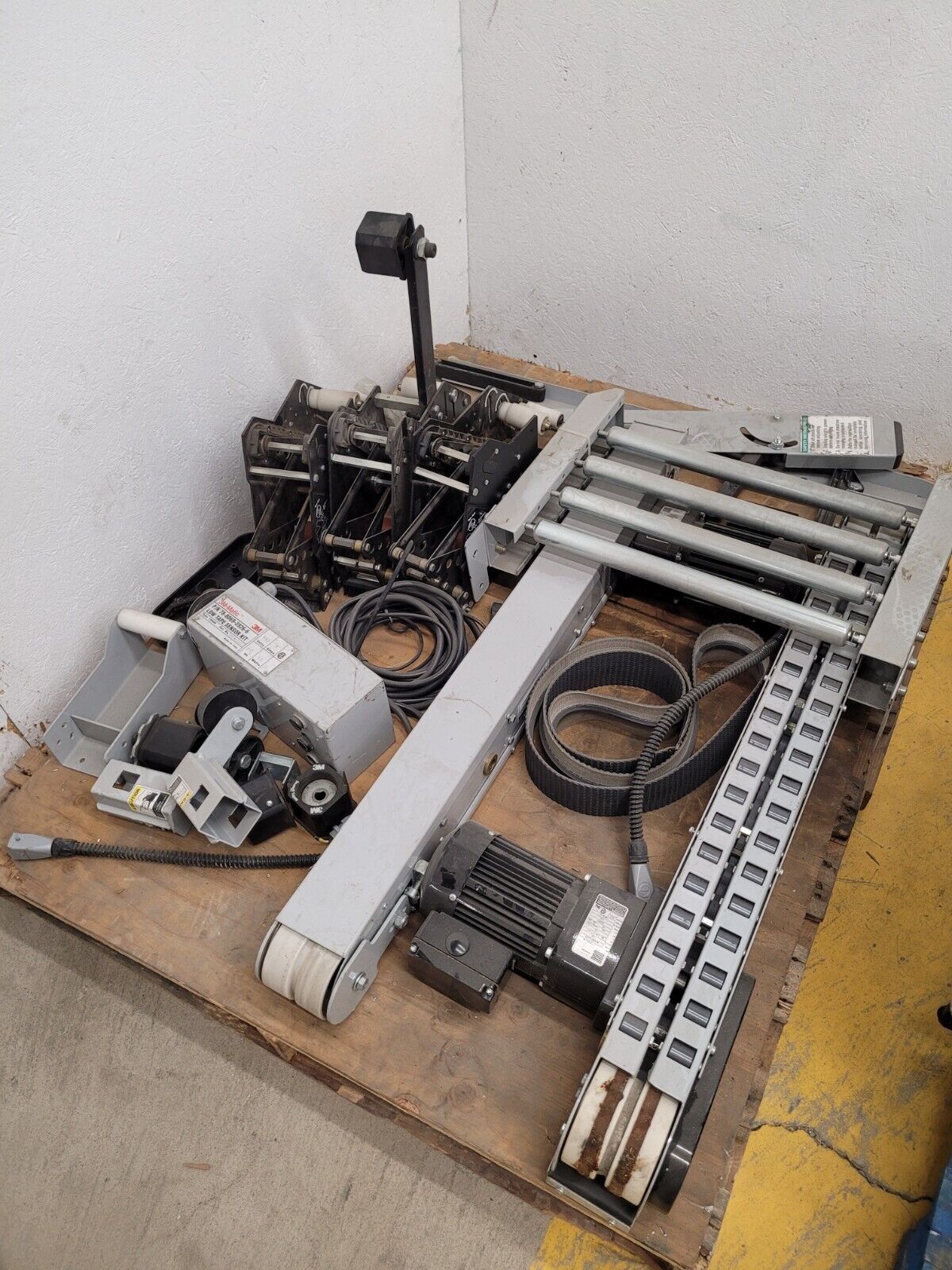 3M-Matic Tape Case Sealer Lot 700a, 120a, + Accessories Lot, Need a little work