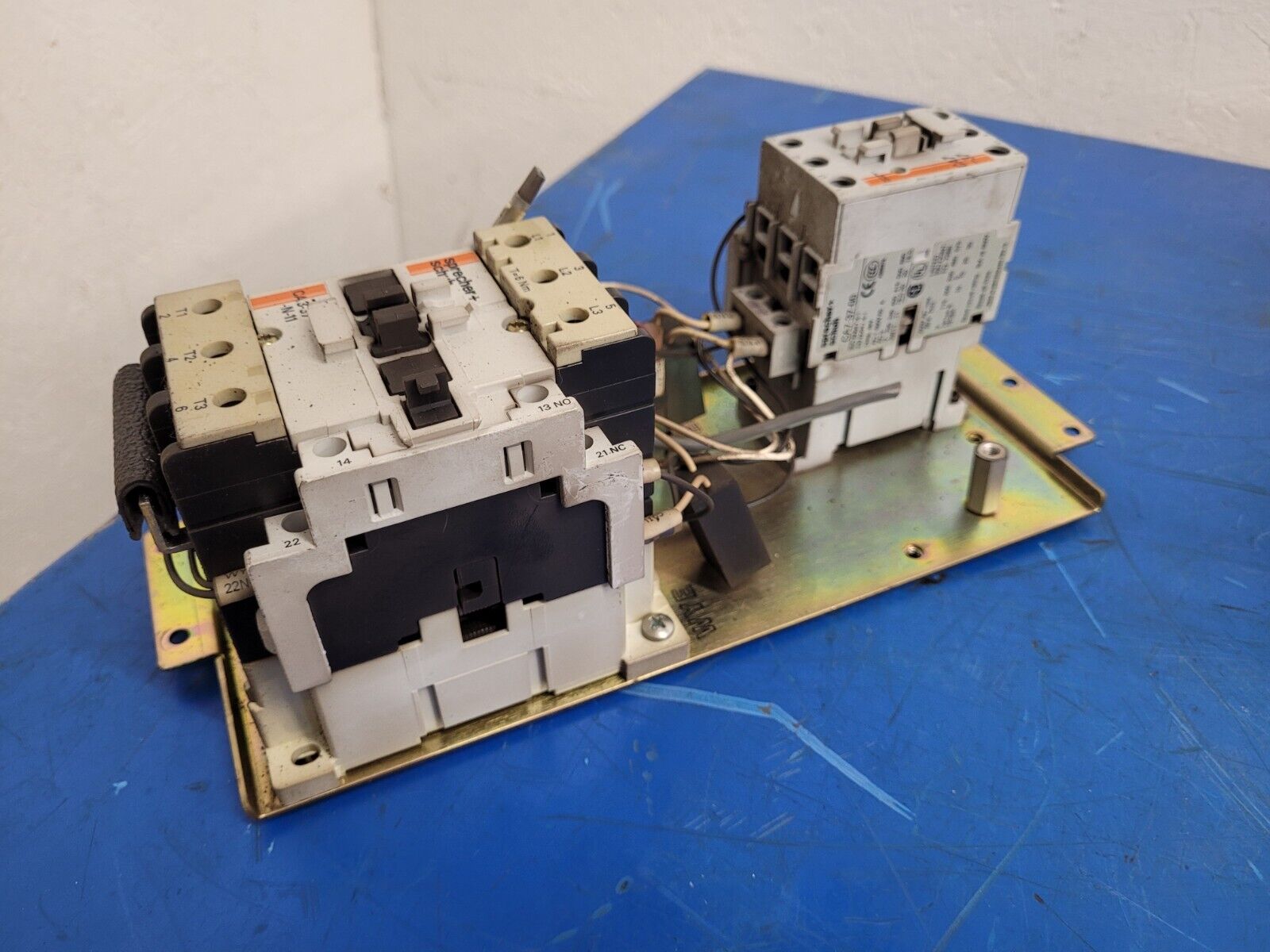 2005 Haas CNC VF-2SS Fuse Breaker Contactor Control 4075H Intact Working Tested