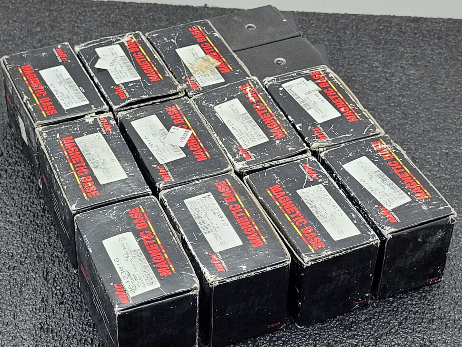 13x CEN-TECH 5646 Magnetic Base Multi Position Magnet On/Off Micrometer Holder