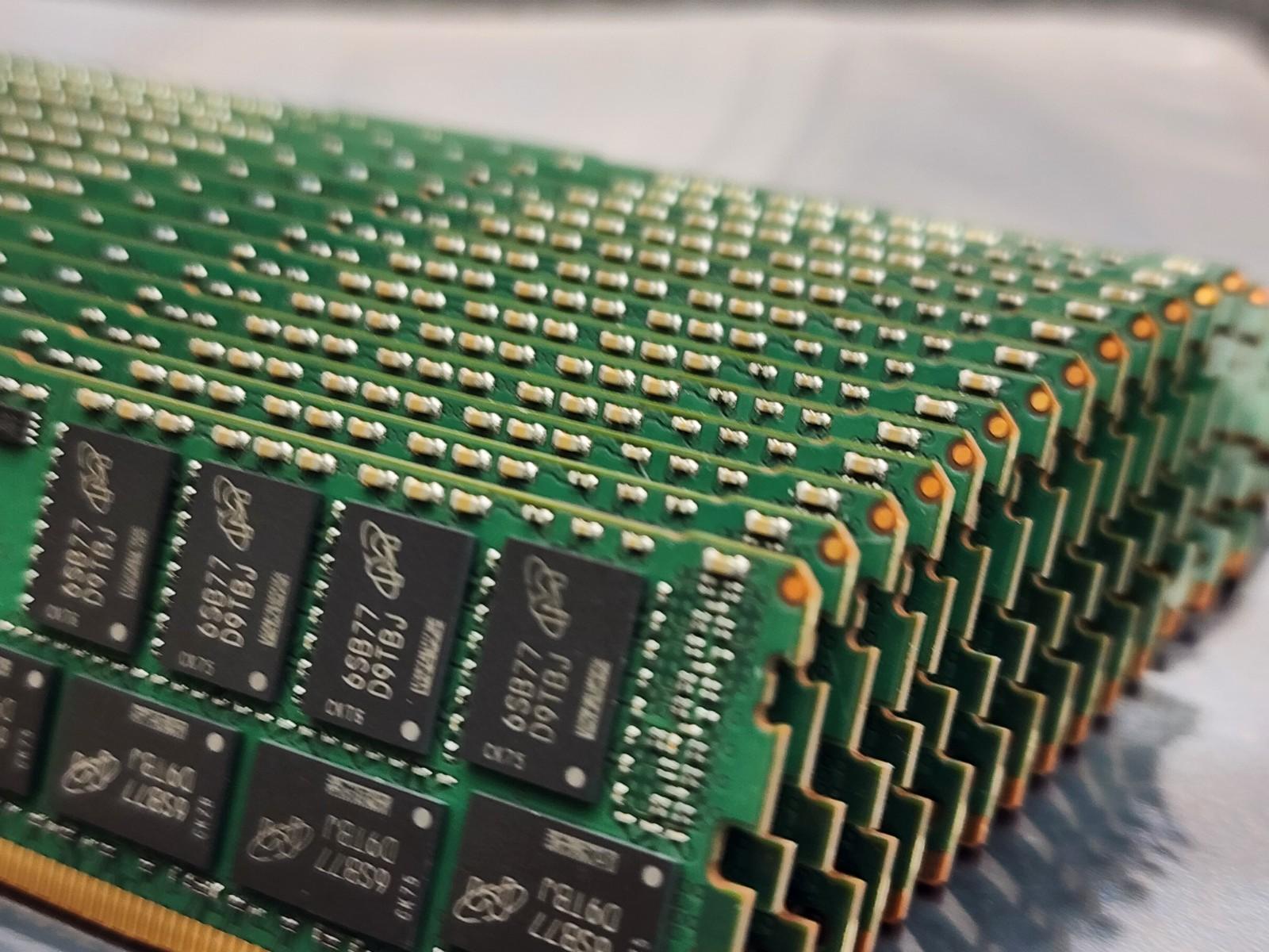 16x Micron 32gb PC4-2400T 2Rx4 DDR4 ECC Server Memory MTA36ASF4G72PZ-2G3B1IK