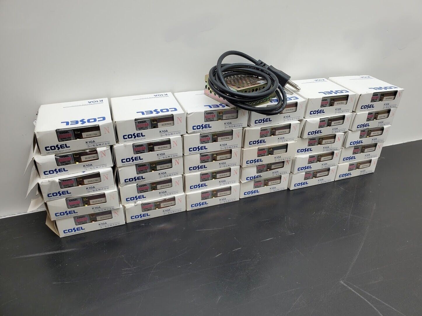 30 New Cosel K10AU-5 Enclosed Power Supply AC IN 85-125V 16W K10A 5VDC 2A