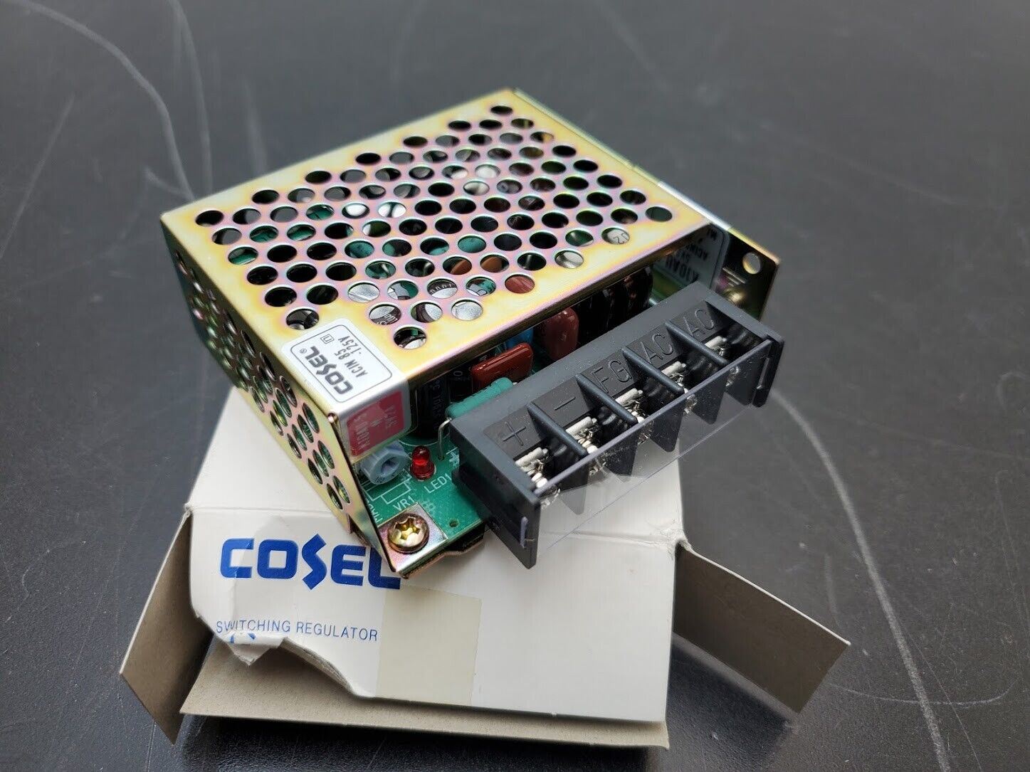 30 New Cosel K10AU-5 Enclosed Power Supply AC IN 85-125V 16W K10A 5VDC 2A