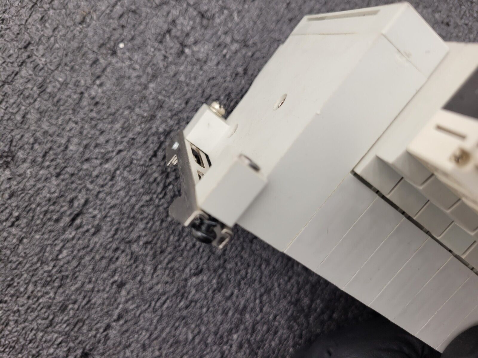 2x SMC Valve Block Solenoid Manifold VQ1200-5 VQ1100-5 24VDC 30 Valves Lot C