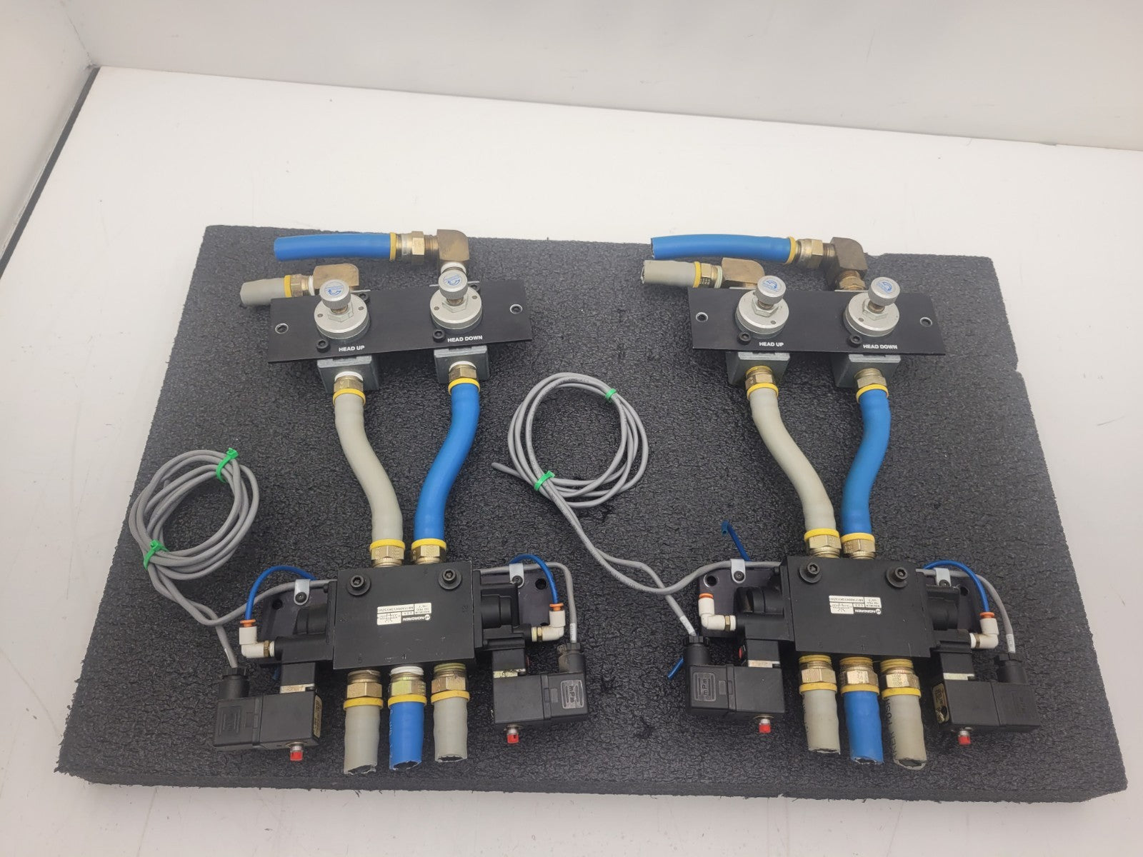 2x NORGREN  K81FA00KV3KV32W2 24VDC Dual Soleoid Valve 150 PSIG w/ 2 Regulators