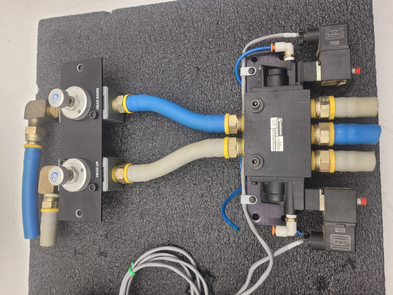 2x NORGREN  K81FA00KV3KV32W2 24VDC Dual Soleoid Valve 150 PSIG w/ 2 Regulators