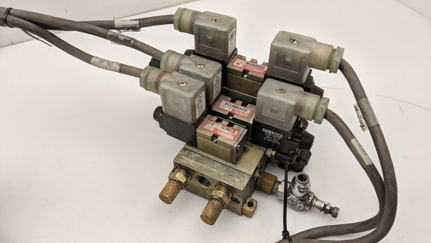 3x Numatics Pnumatic Manifold Block 5 Port 2-3 Position Solenoid 031SS4154 24VDC