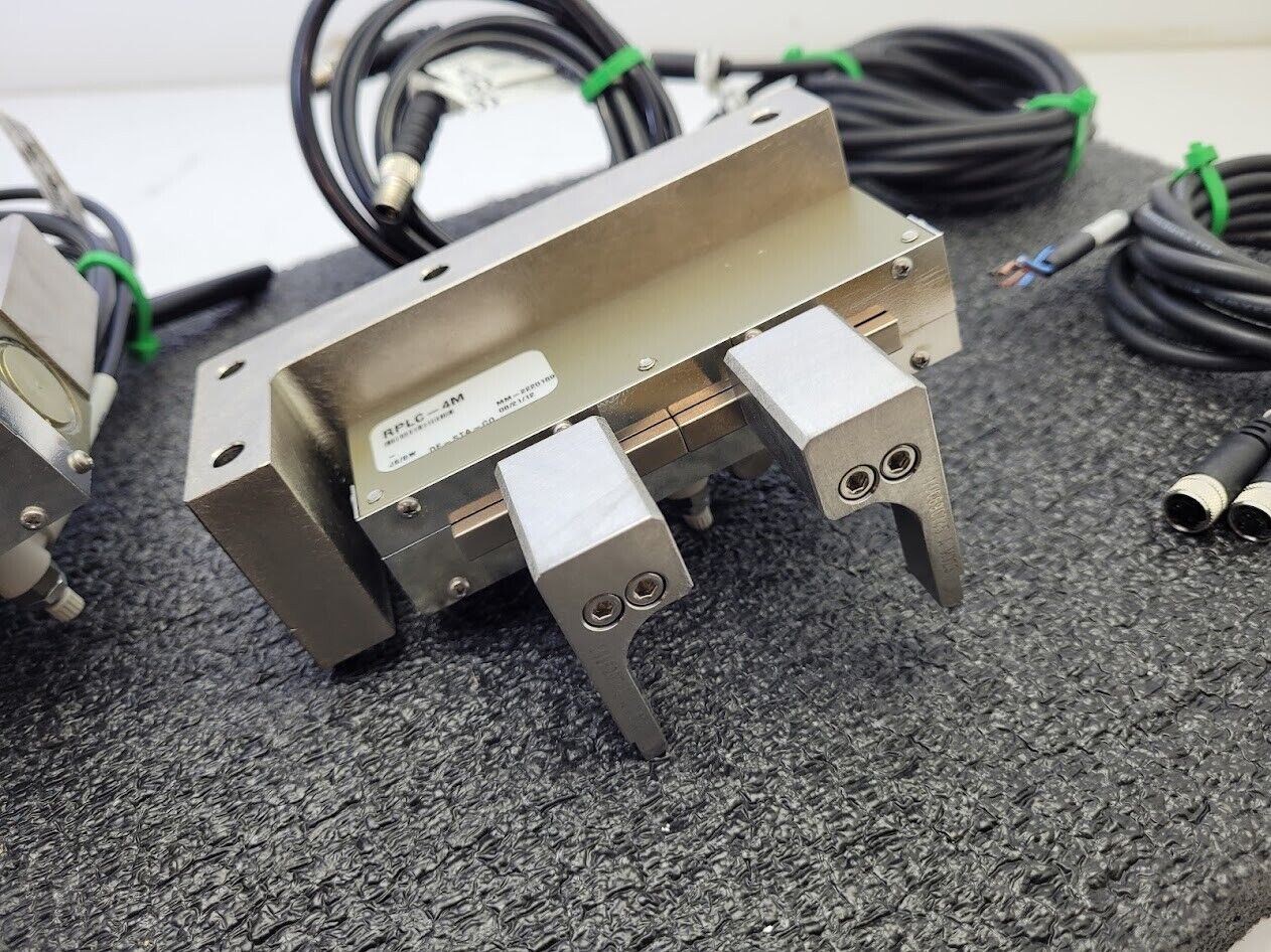 2x Destaco Robohand RPLC-4M Low Profile Cleanroom Parallel Gripper 1" Stroke