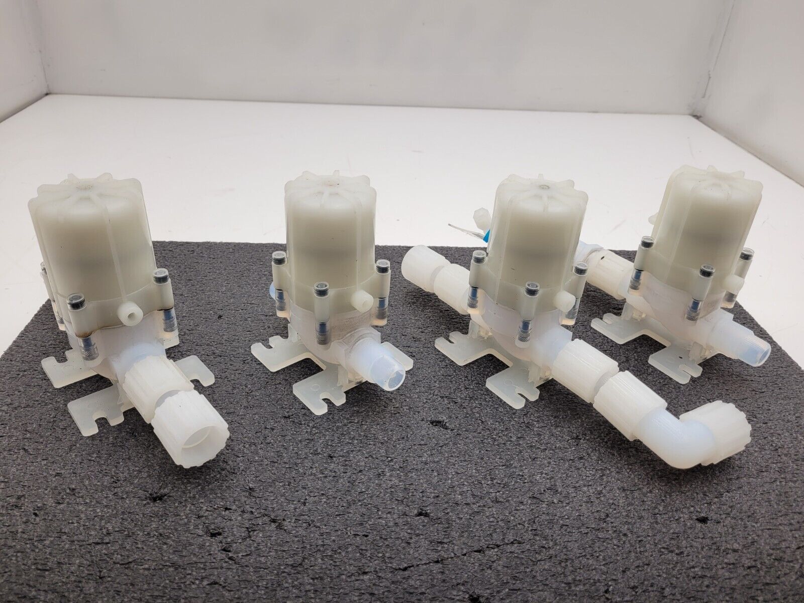 4x AMAT Furon High Purity Valve 1107510-001 JV2-F1212NC-B-1 3/4" Air Actuated