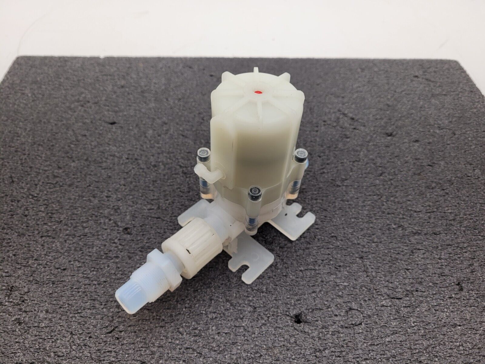 4x AMAT Furon High Purity Valve 1107510-001 JV2-F1212NC-B-1 3/4" Air Actuated