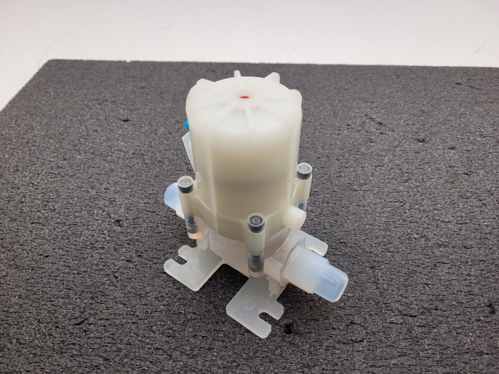 4x AMAT Furon High Purity Valve 1107510-001 JV2-F1212NC-B-1 3/4" Air Actuated