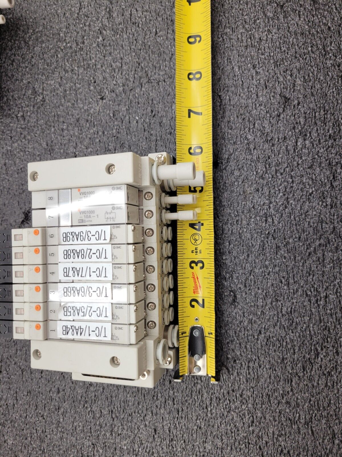 2x SMC Pneumatic Valve Block Solenoid Manifold 24VDC 12 Valves Total Lot E