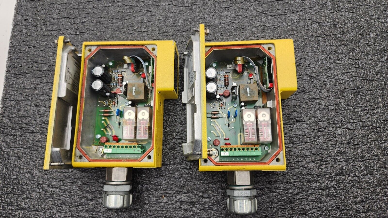 2x Sick Safety Control Light Curtain 18M Range 24VDC Working Pull