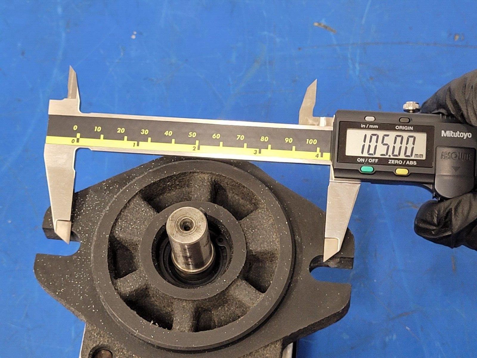 0.48 cu in Dynamic GPF2008PC Hydraulic Pump Some Corrosion On Gears 71010