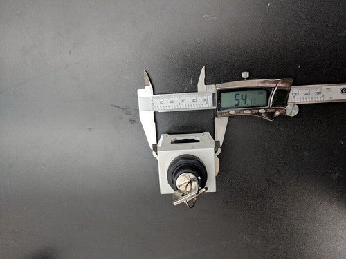 Eaton Cutler Hammer Machine Keyed Switch On Off 22mm E22B2 2 Keys
