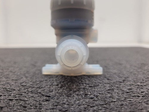 SMC LVQ40-Z13N-6 High Purity Pneumatic Diaphragm Valve 80PSI 1/2" Flare PFA