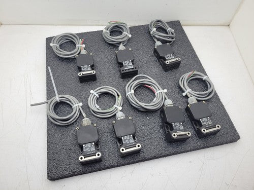 Lot of 7  SCHMERSAL  IEC 947-5-1 Safety Door Keyed Interlock Latch AZ 16-02zvrk