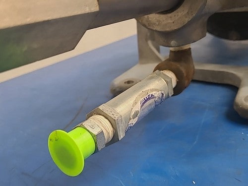 Speeflo Commander 742-140B Air Operated 60:1 Pressure Intensifier Grease Pump A1