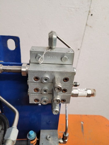 GRACO G3 Lubrication Pump 96G231 G3-A-12MX-120L08 12VDC 5100 PSI Working Pull B