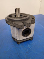 0.48 cu in Dynamic GPF2008PC Hydraulic Pump Some Corrosion On Gears 71010