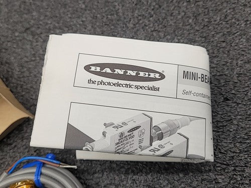Banner SM2A312F Mini-Beam Fiber Optic Photoelectric Sensor Amplifier