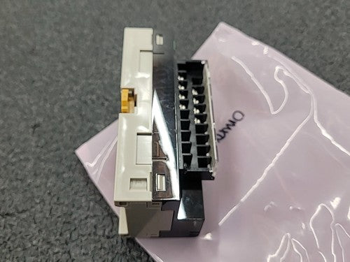 Omron DRT2-ID16-1 DeviceNet Remote Terminal PLC Input Module Smart Slave