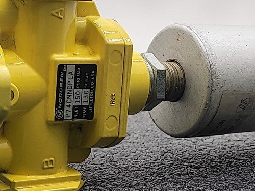 Norgren P74CNNDPLA Solenoid Valve 150 PSIG w/ I.S.I Fluid Power MF-38 Muffler