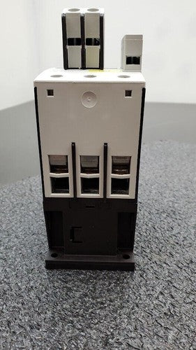 EATON Moeller DIL M50 Contactor 115-600V 3-50HP 80 Amp 3-Pole 24VDC Coil