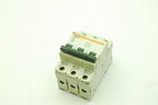 Merlin Gerin MULTI-9 C60HD D16 Circuit Breaker 3-Pole 25729 16A 415V~16A