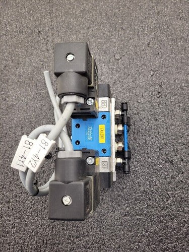 Festo Dual Pneumatic Valve Block MN1H-5/3G-D-1-C 159681  40-145 psi INPUT