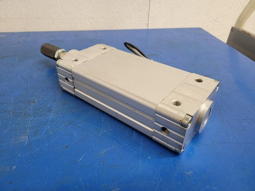Lot of 2x BOSCH Pneumatic Air Cylinder 0 822 366 005 63D 0125 63/0125 63/0100