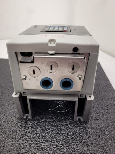 Allen Bradley 20AD5P0A0AYNNRNN /A PowerFlex 70 480V 3HP AC VFD Motor Drive
