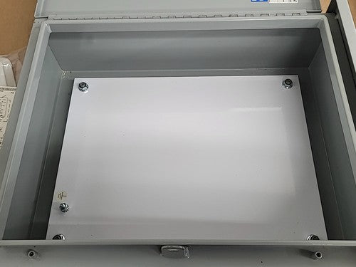 Hubbell Wiegmann RHC201606WW NEMA 1, 3R Enclosure Box 20x16x6 Carbon Steel Grey