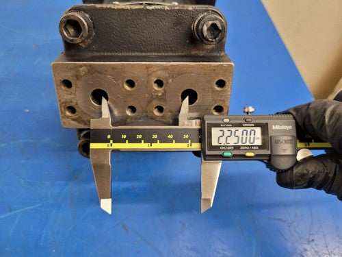 Hydro Leduc MA32 Bent Axis Hydraulic Motor SAE C 14T Splined J498b Rear Ports