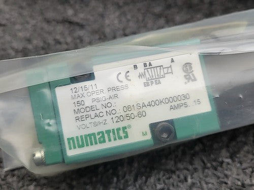 Numatics NUM081SA400K000030 Pneumatic Solenoid Valve Air Control 120VAC 228-703B