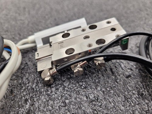 SMC 11-MXJ4-10 Slide Table Clean Room MXS/MXJ Guided Cylinder w/ D-M9N Sensors