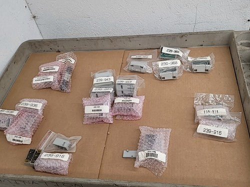 LOT Numatics 041SS400MCC00061 Solenoid Valve Pneumatic Directional Control 24VDC