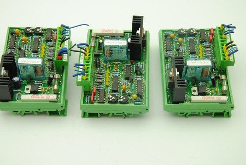 PHOENIX CONTACT GE080, UMK-SE 11,25-1 w/ FINDER 40.52 8A 250V Relay, Lot of 3