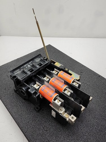 Allen Bradley 1494V-DS200 Ser B Fused Disconnect Switch 3 Pole 3PH 200A 600VAC