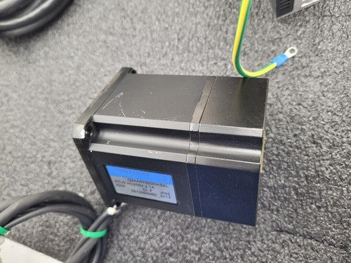 Sanyo Denki AC Servo Motor Q2AA07020DXS2L w/ Servo Drive RS2A01A8AA0046B2PL1