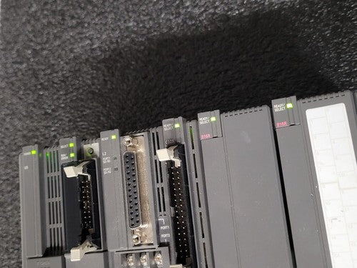 KEYENCE KV-300 PLC KV-U5 24VDC 2x KV-B16R Relay KV-L2 Serial KV-C32X DC Input