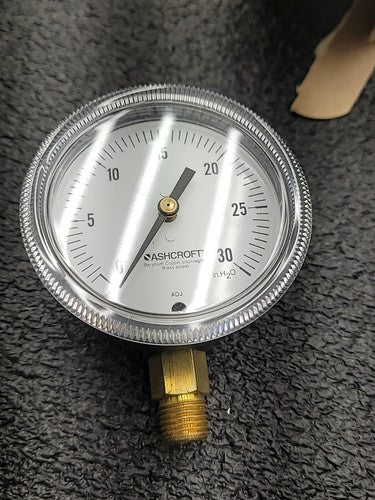 Ashcroft 25 1490A Low Pressure Gauge 30 in H2O Beryllium Copper Diaphragm