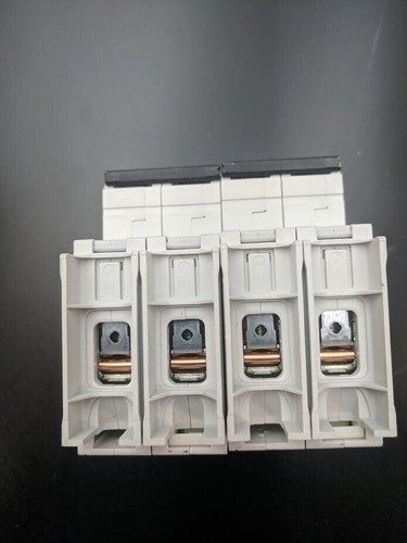 Lot of 2 Siemens 5SJ42, 2-Pole 10A 125VDC 240 VAC Circuit Breakers