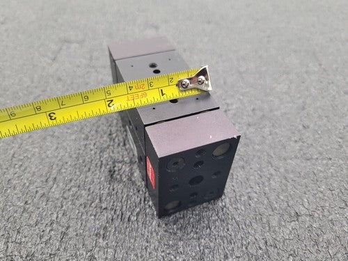 DE-STA-CO Robohand RPW-375M-1 Pneumatic Parallel Robot Gripper 1" Stroke 90ft/lb