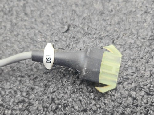 Omron D4NL-1CFA-B Guard Lock Safety Door Switch 24VDC Solenoid Release Lot of 2