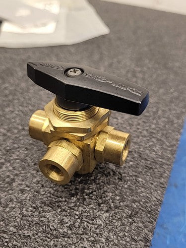 Lot ABCO 5222BVAJJXJ Kantleak™ Ball Valve 1500 PSI 4 Way Refridgerant 1500PSI