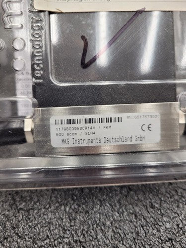 MKS 1179B03952CR14V Mass-Flo Mass Flow Controller 500 SCCM SiH4 Working Pull