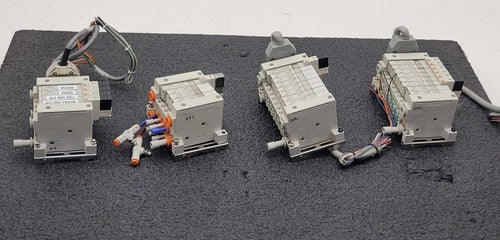 Lot of 4 SMC VQ1100-5  Solenoid Valve Blocks 24 Valves DIN Rail Mount DB25 Lot F